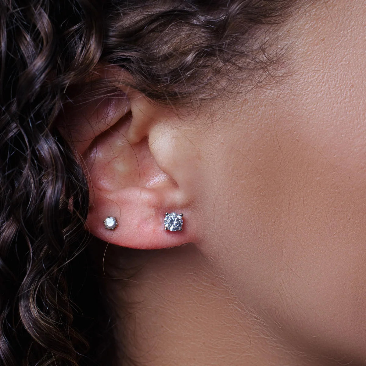 925 Sterling Silver Moissanite Round Push Back Earring